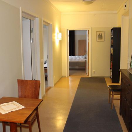 Stationshusets Hotell Och Cafe Köping Extérieur photo