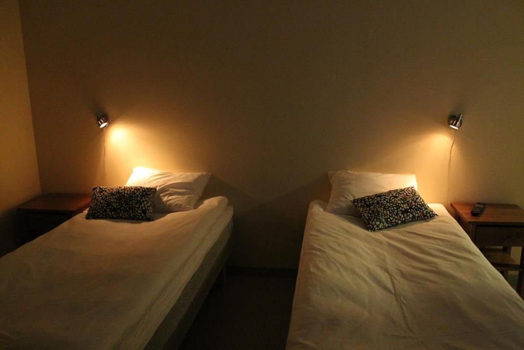 Stationshusets Hotell Och Cafe Köping Chambre photo